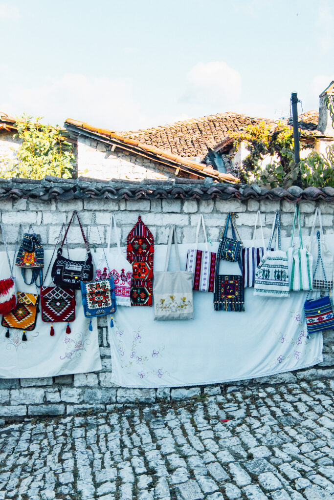 Bazar di Berat primo viaggio in Albania