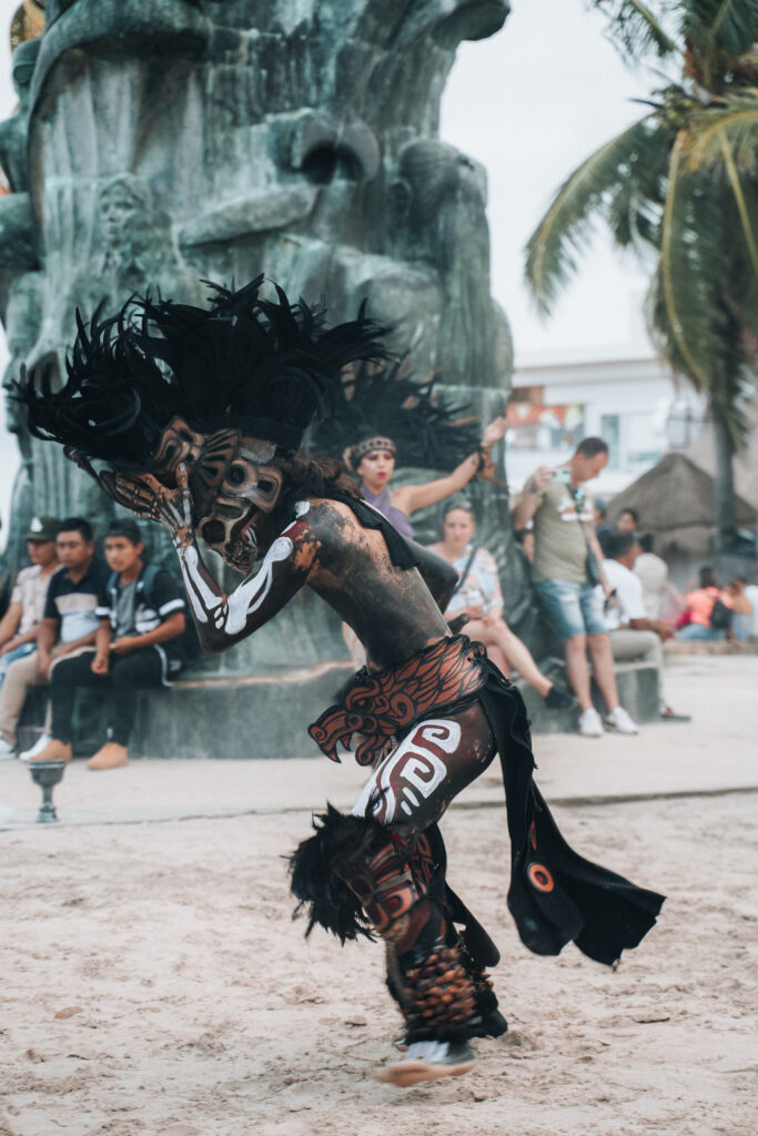 Danza tipica Maya a Playa del Carmen nello Yucatan in cosa vedere in 10 o 15 giorni